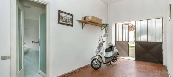 Apartamento de 3 habitaciónes en Roncello, Italy No. 13770 2