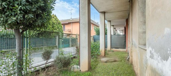 Apartamento de 3 habitaciónes en Roncello, Italy No. 13770 35