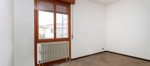 Apartamento de 3 habitaciónes en Roncello, Italy No. 13770 10