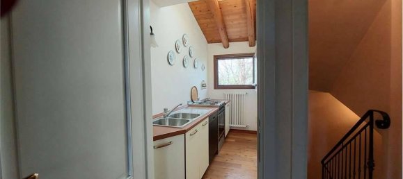 9 rooms House in Conegliano, Italy No. 143337 16