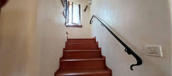 9 rooms House in Conegliano, Italy No. 143337 36