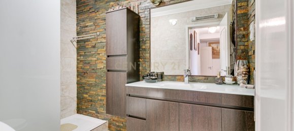 Apartamento de 3 dormitorios en Cascais, Portugal No. 119972 20