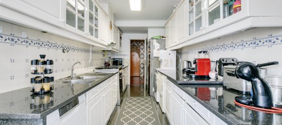 Apartamento de 3 dormitorios en Cascais, Portugal No. 119972 8