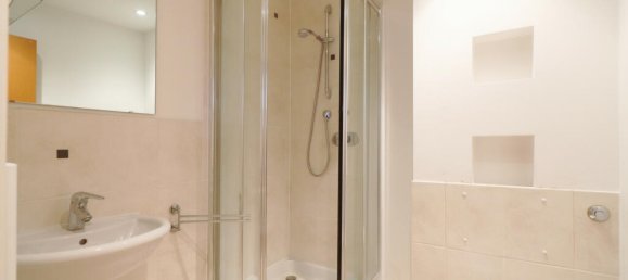 3 bedrooms Apartment in Beckenham, United Kingdom No. 865 13