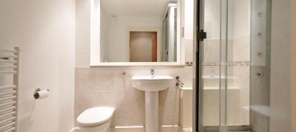 3 bedrooms Apartment in Beckenham, United Kingdom No. 865 4