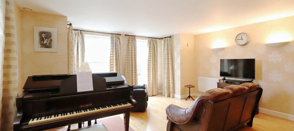 3 bedrooms Apartment in Beckenham, United Kingdom No. 865 2