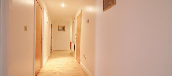 3 bedrooms Apartment in Beckenham, United Kingdom No. 865 10