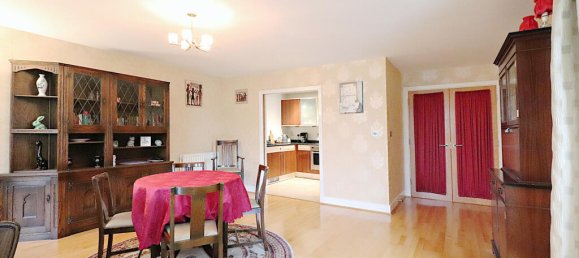 3 bedrooms Apartment in Beckenham, United Kingdom No. 865 6