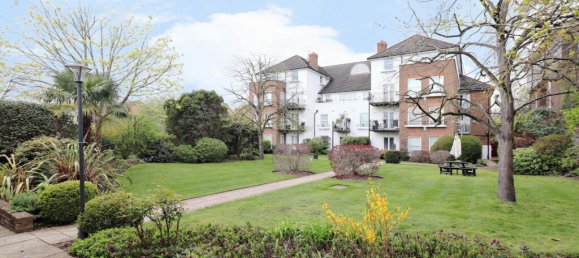 3 bedrooms Apartment in Beckenham, United Kingdom No. 865 25