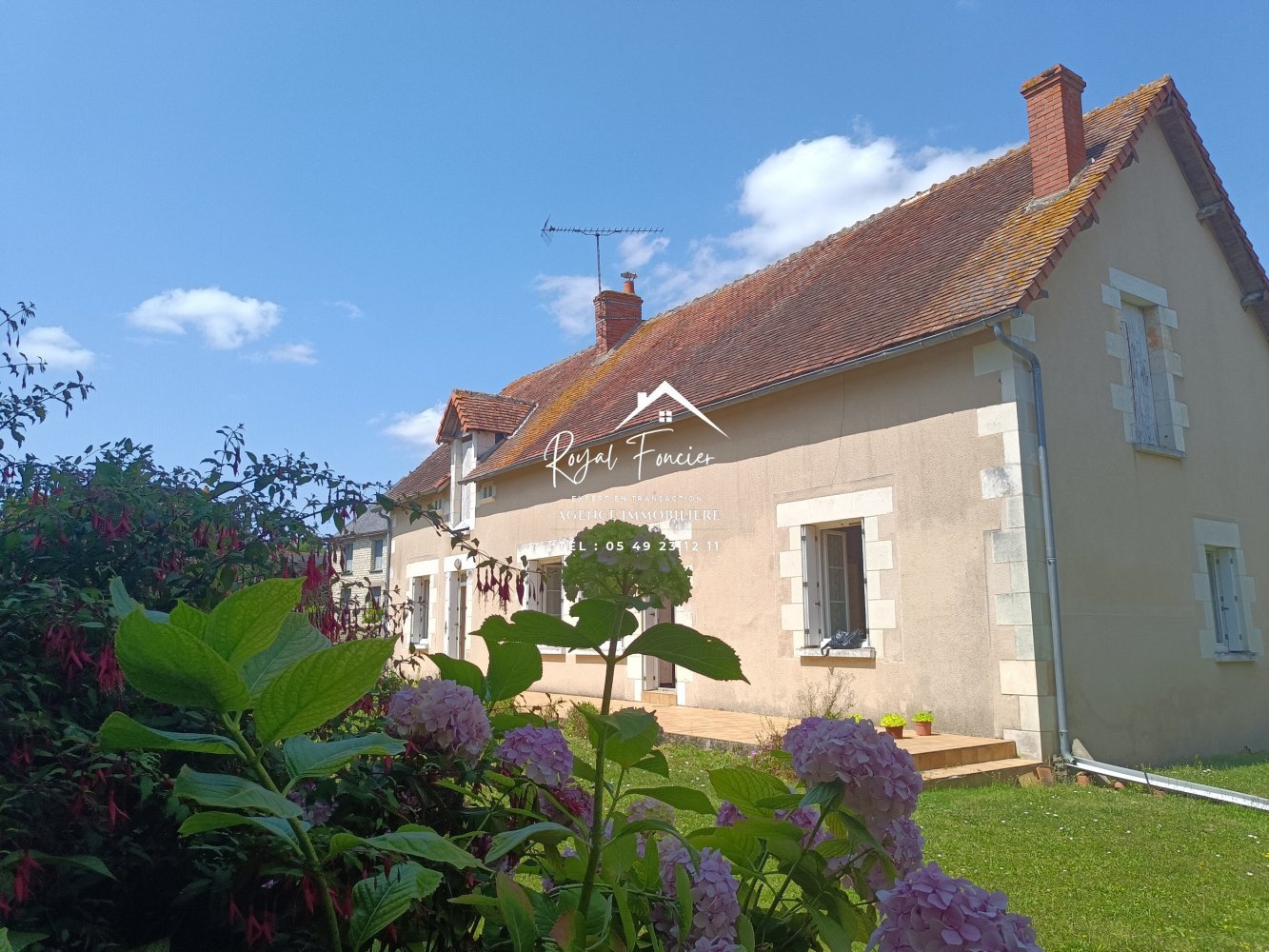 3 chambres Maison à Sainte-Maure-de-Touraine, France No. 257670