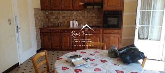 3 chambres Maison à Sainte-Maure-de-Touraine, France No. 257670 2