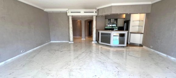 2 bedrooms Apartment in Villeneuve-Loubet, France No. 322973 5