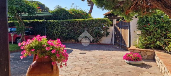 3 Schlafzimmer Villa in San Felice Circeo, Italy, Nr. 298324 4