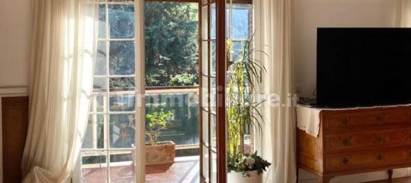 2 bedrooms Apartment in Rome, Italy No. 176838 3