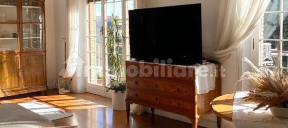 2 bedrooms Apartment in Rome, Italy No. 176838 6