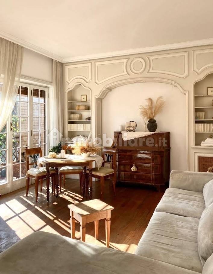 2 bedrooms Apartment in Rome, Italy No. 176838