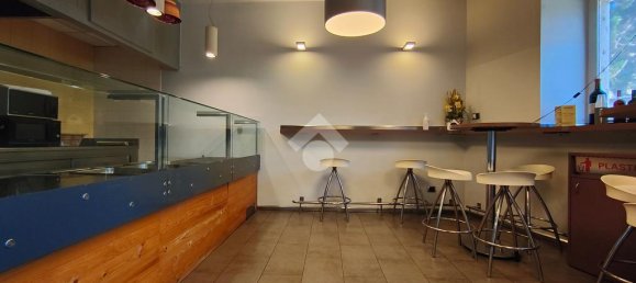 2 rooms Commercial property in Trento, Italy No. 303473 2