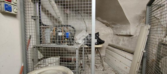 2 rooms Commercial property in Trento, Italy No. 303473 17