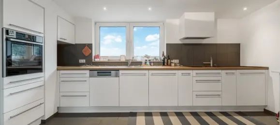 3 bedrooms House in Dusseldorf, Germany No. 52073 8