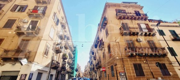 4-salle Appartement à Palermo, Italy No. 311720 2