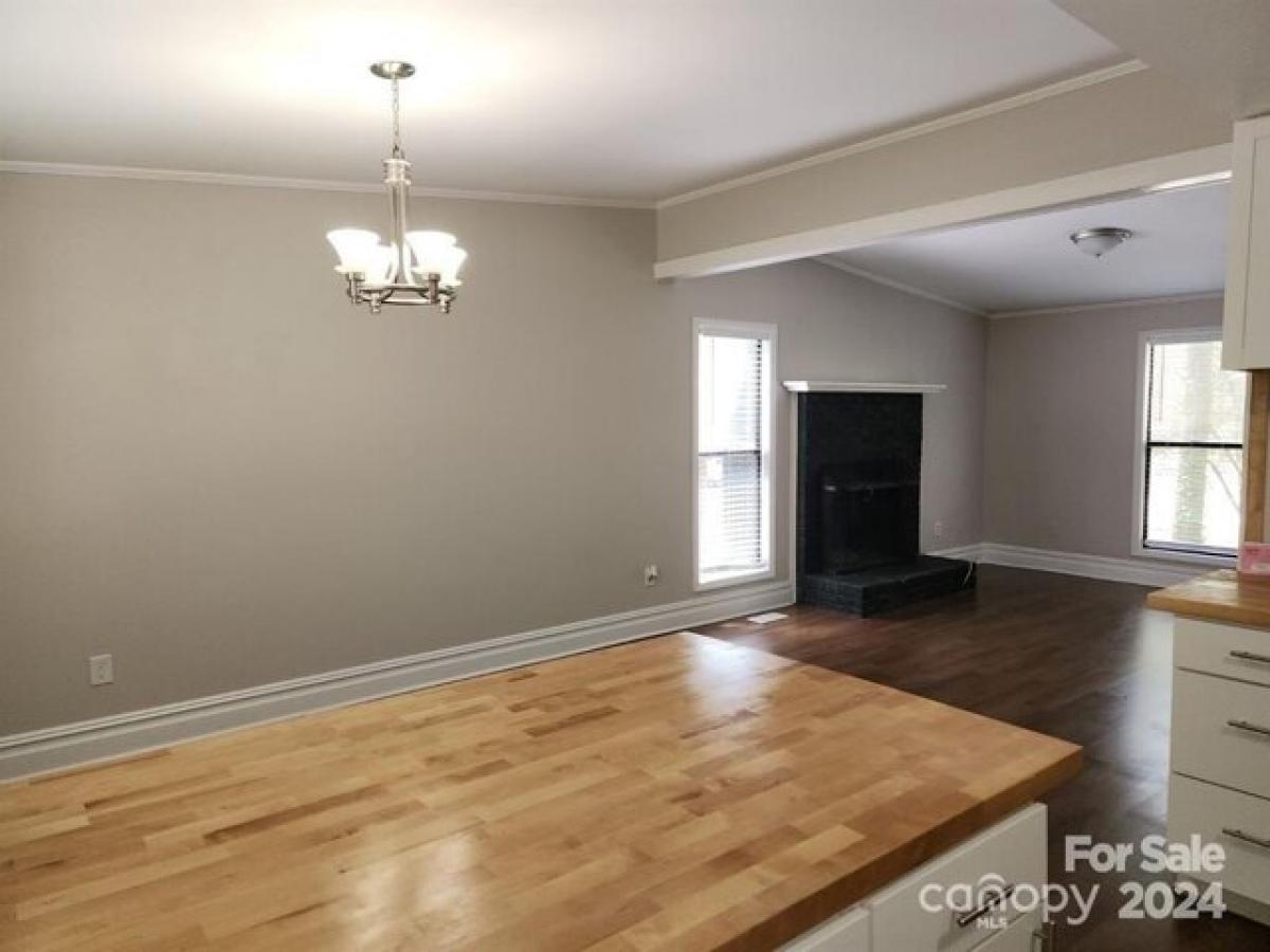 4 bedrooms House in Matthews, USA No. 378405