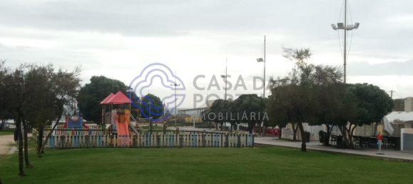 1350m² Land in Vila Nova de Gaia, Portugal No. 47785 11