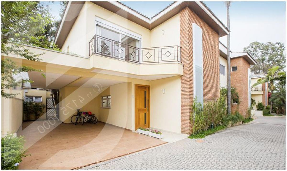 Casa de 4 dormitorios en Sao Paulo, Brazil No. 567868