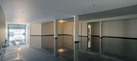 3 bedrooms House in Funchal, Portugal No. 95180 12