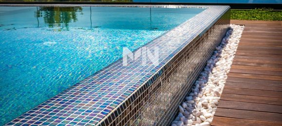 3 bedrooms House in Funchal, Portugal No. 95180 2