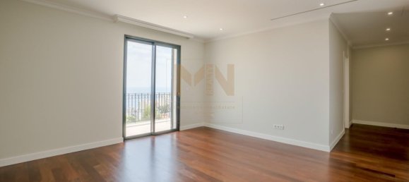 3 bedrooms House in Funchal, Portugal No. 95180 10