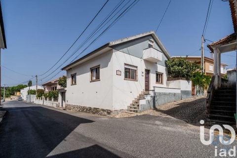 Casa de 3 dormitorios en Torres Vedras, Portugal No. 271060