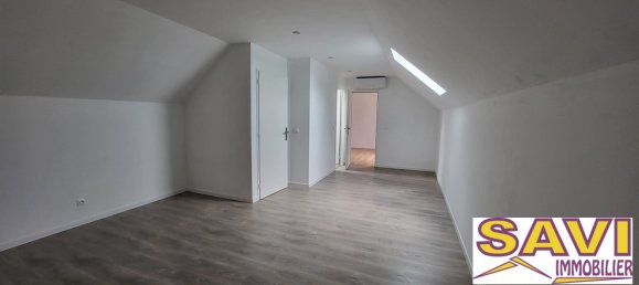 Дом с 6 спальнями в Монтбуи, Франция № 87519 12