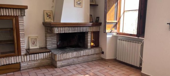 2 Schlafzimmer Schlösser in Sellano, Italy, Nr. 63515 19