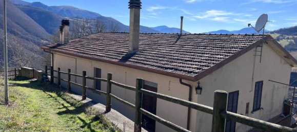 2 Schlafzimmer Schlösser in Sellano, Italy, Nr. 63515 25