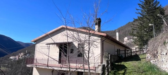 2 Schlafzimmer Schlösser in Sellano, Italy, Nr. 63515 24