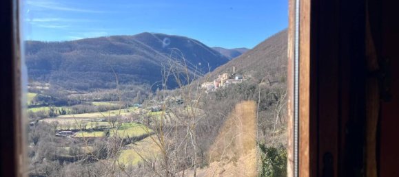 2 Schlafzimmer Schlösser in Sellano, Italy, Nr. 63515 16