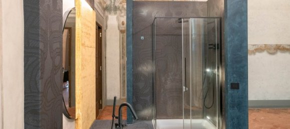 2 Schlafzimmer Wohnung in Florence, Italy, Nr. 107403 12