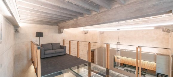 2 Schlafzimmer Wohnung in Florence, Italy, Nr. 107403 15