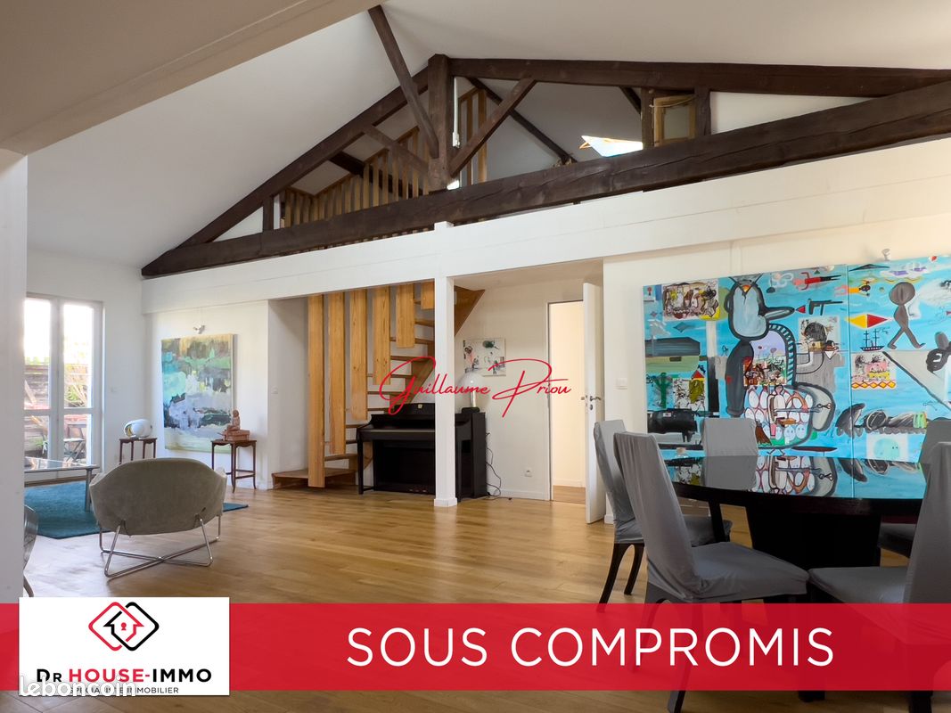 Apartamento de 3 dormitorios en Bordeaux, France No. 99036