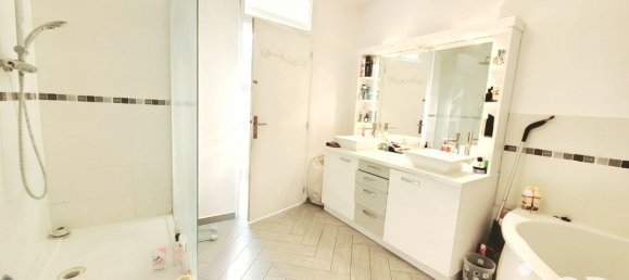 3 bedrooms House in Le Gault-Soigny, France No. 256140 7