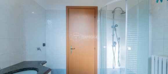 Apartamento de 3 divisões em Magenta, Italy N.º 7305 21