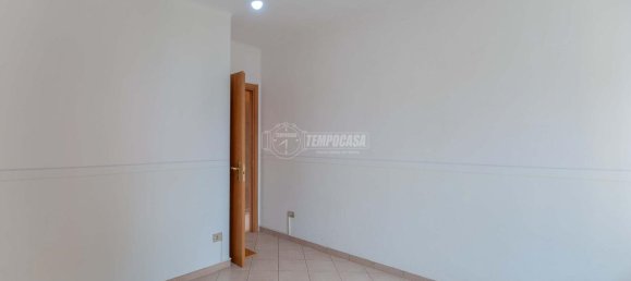 Apartamento de 3 divisões em Magenta, Italy N.º 7305 3