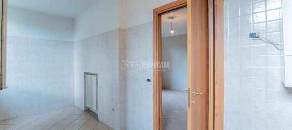 Apartamento de 3 divisões em Magenta, Italy N.º 7305 33