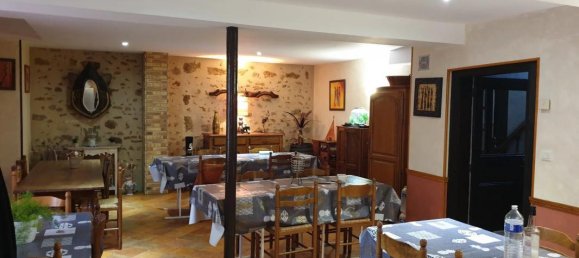 Casa de 5 dormitorios en Le Blanc, France No. 101825 5