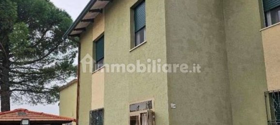 3 bedrooms House in Ravenna, Italy No. 297957 12