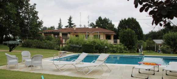 13-Zimmer Villa in Gazzola, Italy, Nr. 237587 3