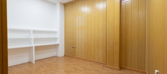 عقار تجاري في Maracena, Spain 113متر مربع رقم 86388 16