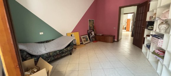 2 bedrooms Apartment in Milan, Italy No. 243106 11