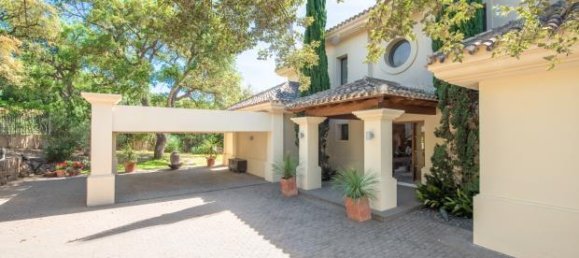 5 bedrooms Villa in Cadiz, Spain No. 217801 15