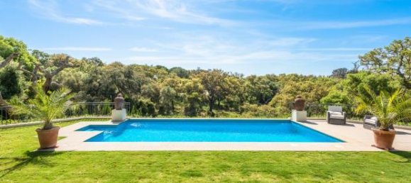 5 bedrooms Villa in Cadiz, Spain No. 217801 3